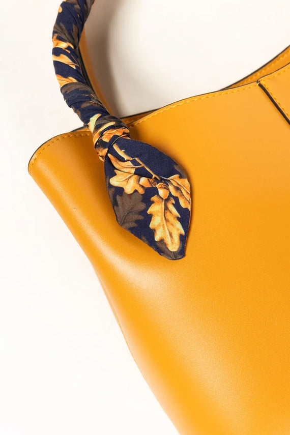 Yellow Shoulder
